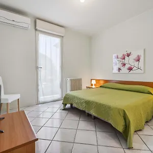Aparthotel Village, Colico